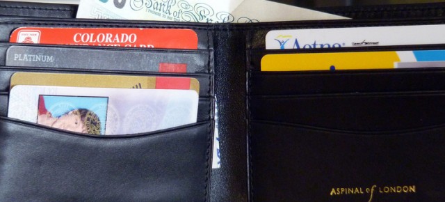 11 Things All Travelers Should Keep In Their Wallets